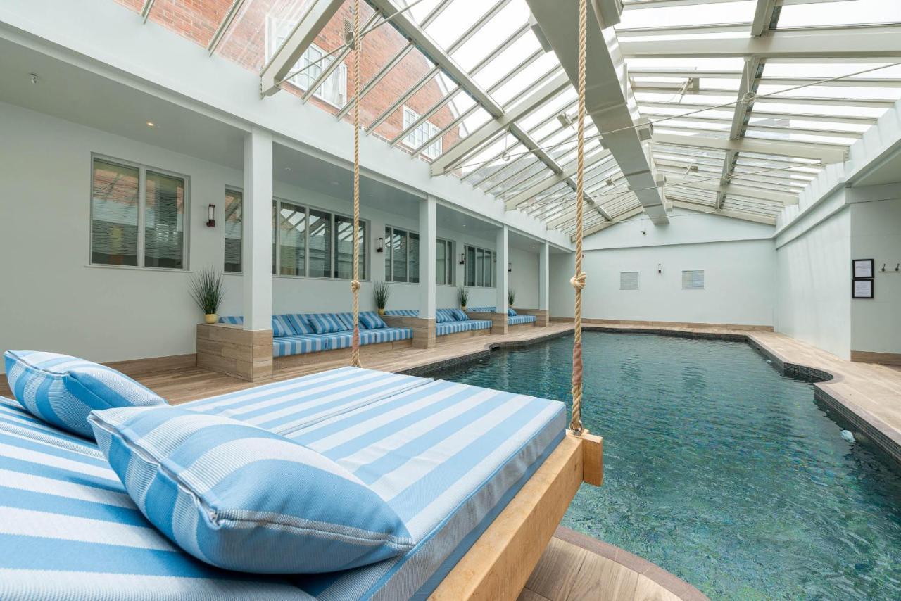 Manor House Hotel & Spa, Alsager Exterior foto
