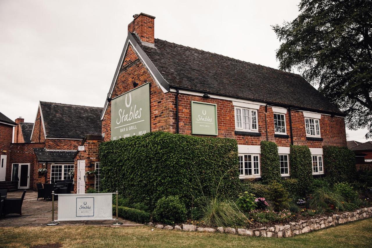 Manor House Hotel & Spa, Alsager Exterior foto